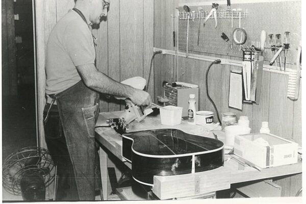 dale cameron guitars-018